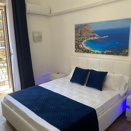 パレルモ Onde Di Sicilia Bed & Breakfast エクステリア 写真
